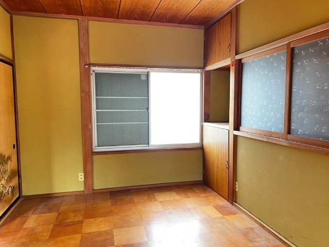 沼津市大平の中古一戸建の洋室