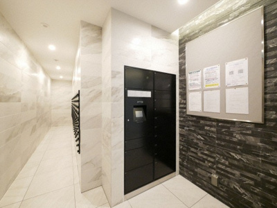 【その他共用部分】 | エスリード大阪クレストコート | 宅配ボックスです