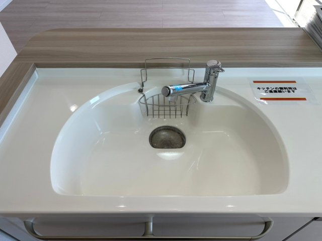 藤和東山公園ホームズのキッチン|広めのシンクで洗い物もしやすいですよ！