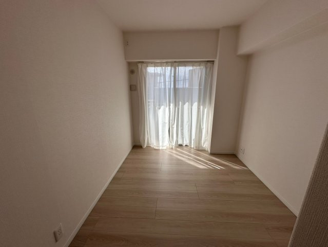 藤和東山公園ホームズの洋室|☆5.2帖☆
全居室バルコニーに面していて陽当たり良好です！