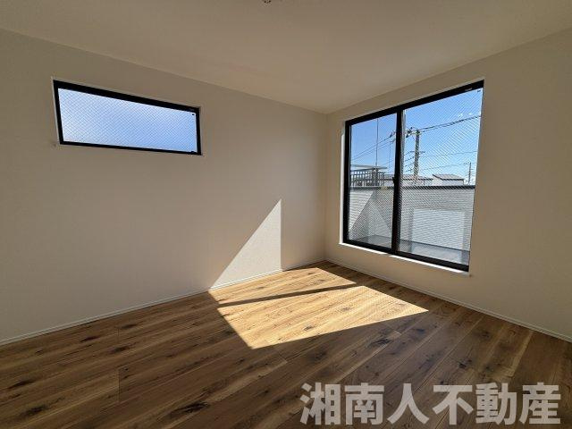 茅ヶ崎市浜竹１丁目新築戸建の洋室|広々とした洋室です