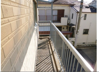 【バルコニー】