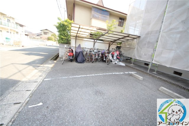 アーバン堂ノ前の駐車場