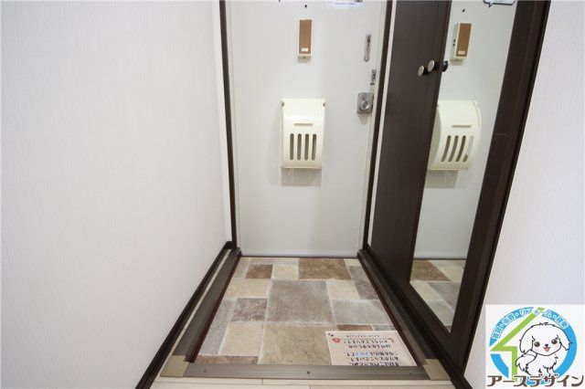 アーバン堂ノ前の玄関