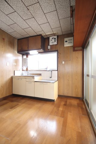 【居間・リビング】 | 河内長野市松ヶ丘中町戸建