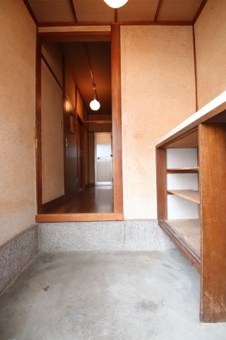 【玄関】 | 河内長野市松ヶ丘中町戸建