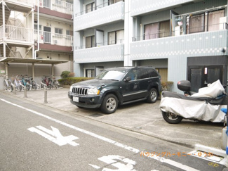 【駐車場】