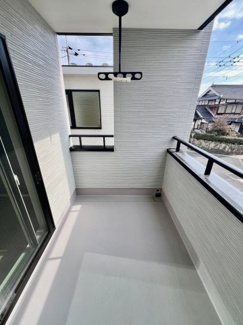 【バルコニー】 | 開放的で明るい空間を演出してくれるバルコニーです