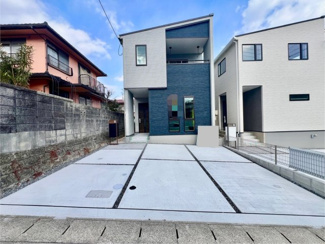 【前面道路含む現地写真】 | 前面道路含む現地写真です