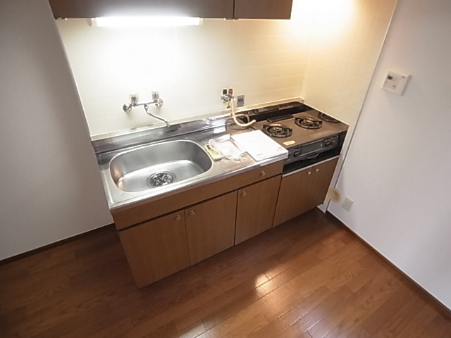 神戸市須磨区若木町３丁目のアパートのキッチン|キッチン（２口ガスコンロ付）