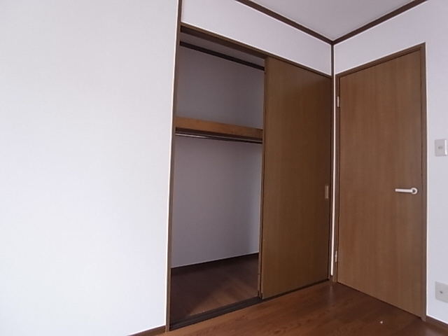 神戸市須磨区若木町３丁目のアパートの収納|クローゼット