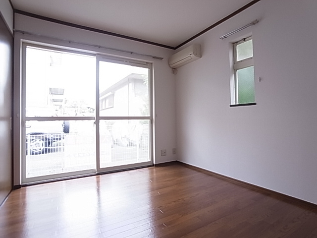 神戸市須磨区若木町３丁目のアパートの内装|洋室