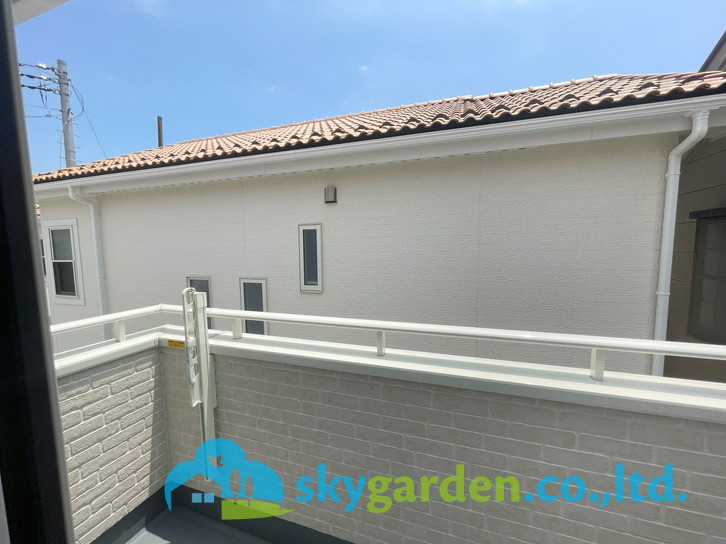 茅ヶ崎市今宿　未入居戸建　全8棟6号棟のバルコニー