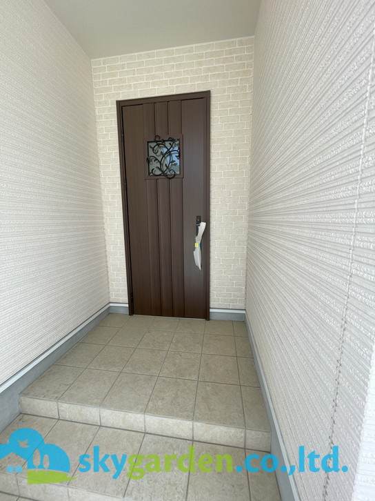 茅ヶ崎市今宿　未入居戸建　全8棟6号棟の玄関