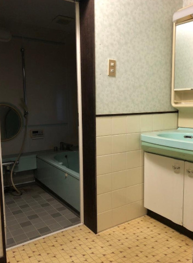 甲賀市甲賀町神の店舗の洗面所