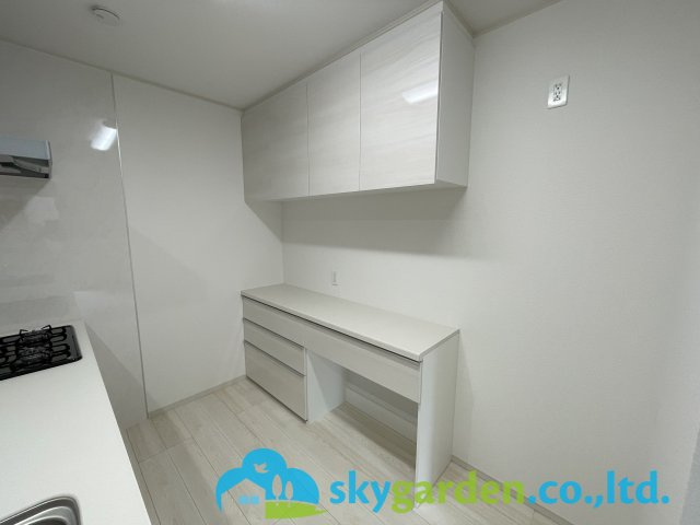 茅ヶ崎市今宿　未入居戸建　全8棟4号棟のキッチン