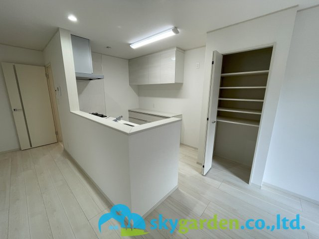 茅ヶ崎市今宿　未入居戸建　全8棟4号棟の内装