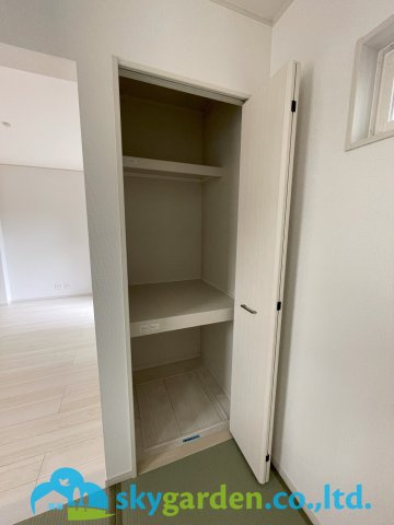 茅ヶ崎市今宿　未入居戸建　全8棟4号棟の収納