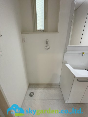 茅ヶ崎市今宿　未入居戸建　全8棟4号棟のランドリースペース