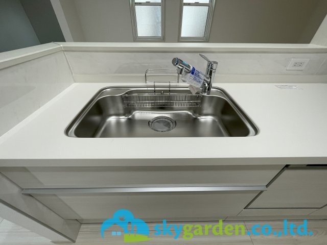 茅ヶ崎市今宿　未入居戸建　全8棟4号棟のキッチン