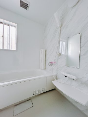 【中古戸建】藤岡市藤岡の浴室|■浴室