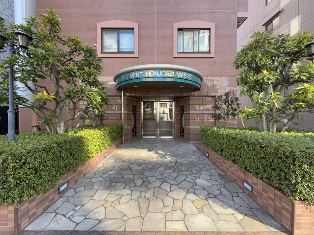 クレメント本所吾妻橋のエントランス