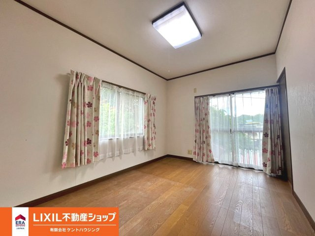 中古戸建　東本梅町赤熊東山口の洋室