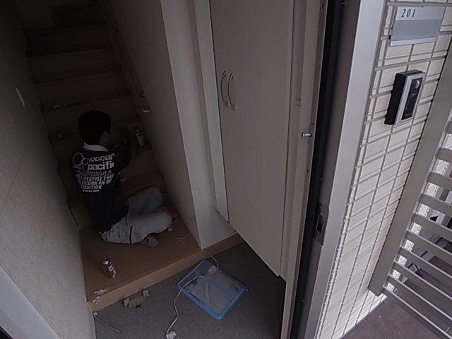 神戸市兵庫区上庄通３丁目のアパートの玄関