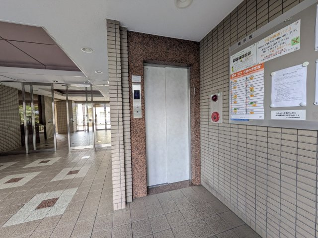 【エントランス】