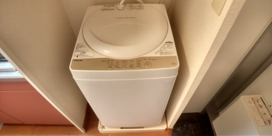 レオパレスサンシャインハイツのその他|洗濯機付き