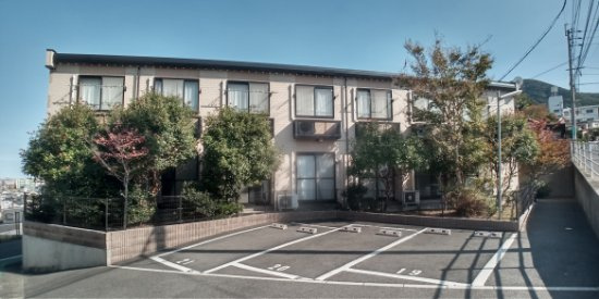 レオパレスサンシャインハイツの外観