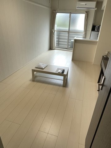 ミランダアザレアの居間・リビング