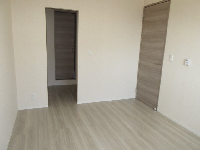 SKY　BLUE本館Aの洋室