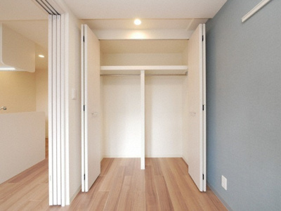 【収納】 | プレサンス新大阪ジェイズ | たっぷりとした収納スペースです