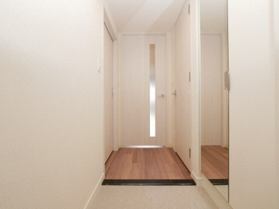 【玄関】 | プレサンス新大阪ジェイズ | シンプルで使いやすい玄関です