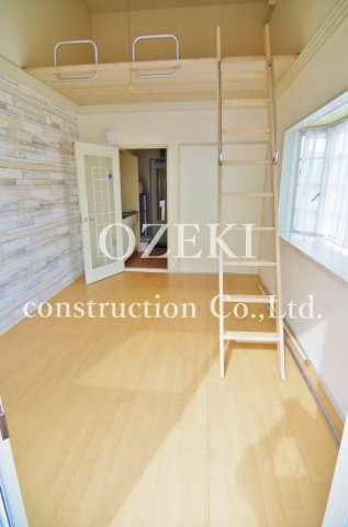 アネックス・ローズIの寝室