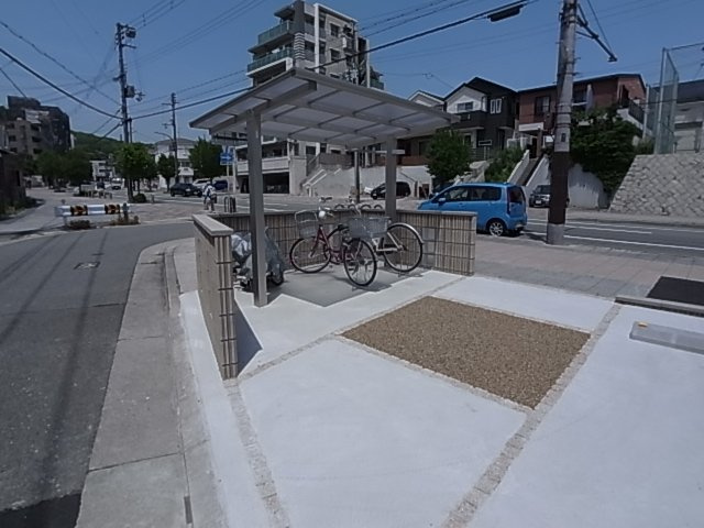 神戸市須磨区須磨寺町１丁目のアパート
