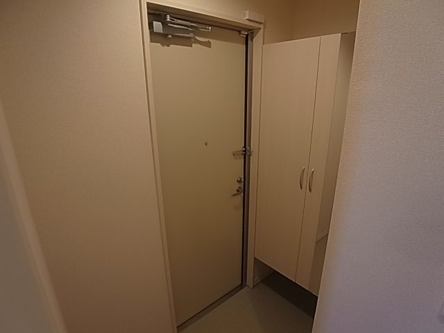 神戸市須磨区大手町５丁目のアパートの玄関|シューズボックス付き