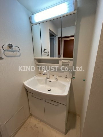 ティーズガーデンの洗面所|スペースが確保できる洗面所です