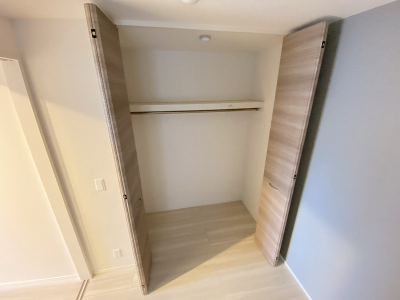 神戸市兵庫区芦原通４丁目のアパートの収納|クローゼット