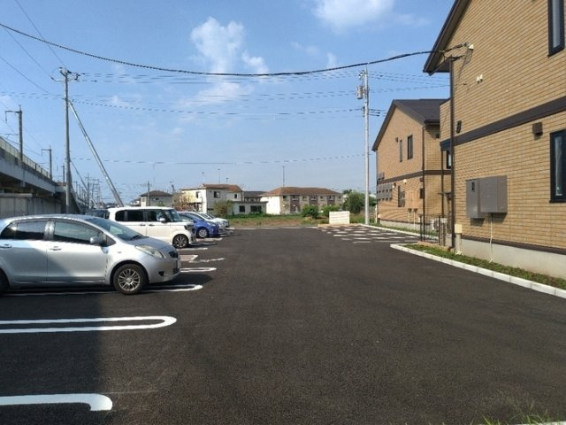 グランプレジールＡの駐車場