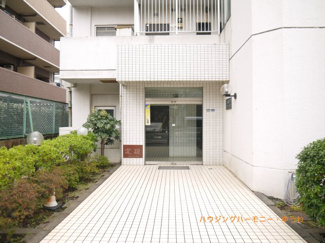 【エントランス】