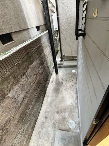 天城通２丁目中古戸建のその他|洗面所より物干しスペースへつながる便利な動線です♪