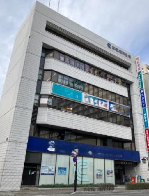 守山市梅田町の店舗事務所の外観