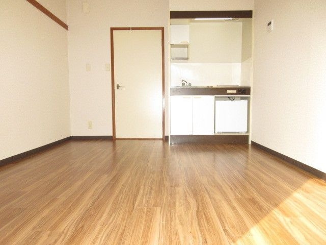 【寝室】 | ハイツサンマリーナ | 寝室です