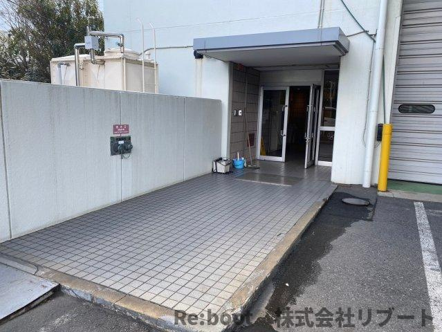 ＴＮ倉庫のエントランス