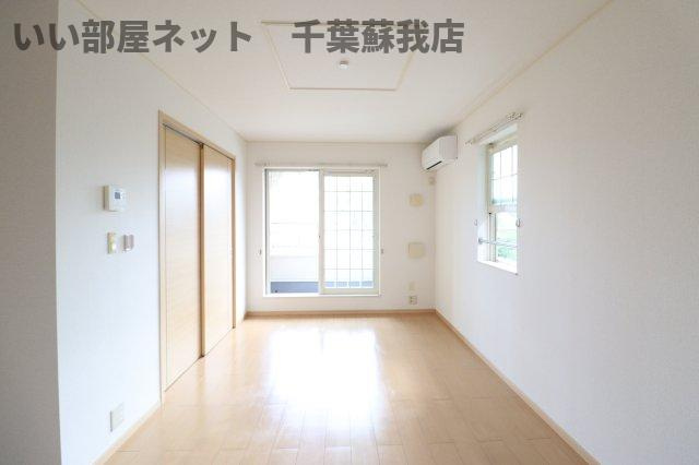 リバーサイドＢの居間・リビング|居間です