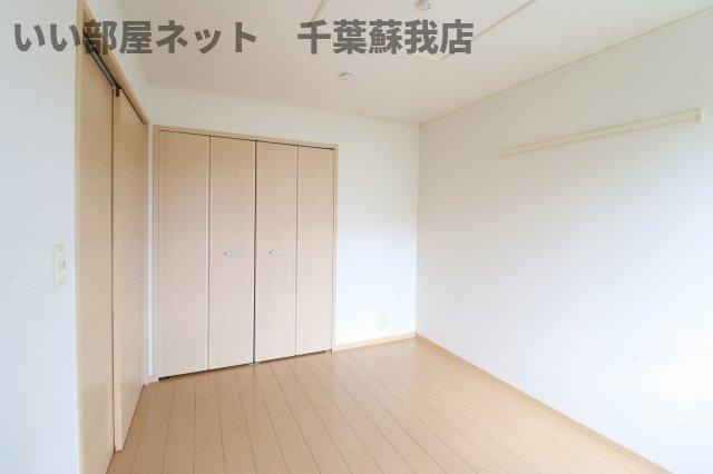 リバーサイドＢの洋室|落ち着いた色調の洋室です