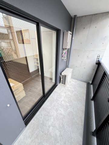 大阪市都島区都島南通１丁目の賃貸マンションのバルコニー