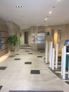 BROU上町台（ブラウウエマチダイ）　BRAVI不動産のエントランス|【BROU上町台】独立洗面化粧台付き